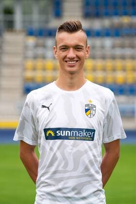 FC Carl Zeiss Jena Season 2019 2020 Team photo photo 16 7 19 Max Gottwald Jena Portrait upright Ernst Abbe Sportfeld