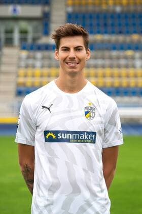 FC Carl Zeiss Jena Season 2019 2020 Team photo photo 16 7 19 Maximilian Rohr Jena , Portrait upright Ernst Abbe Sportfeld