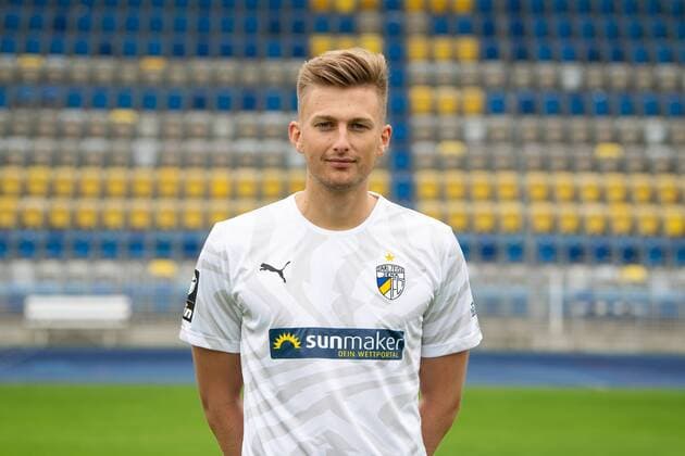 FC Carl Zeiss Jena Season 2019 2020 Team photo photo 16 7 19 Ole Käuper Jena , portrait landscape Ernst Abbe Sportfeld