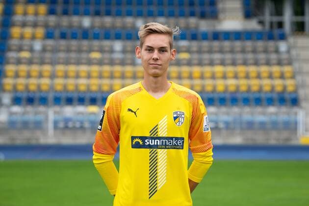 FC Carl Zeiss Jena Season 2019 2020 Team photo photo 16 7 19 Lukas Sedlak Jena Goalkeeper , Portrait cross Ernst Abbe Sportfeld