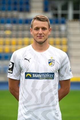 FC Carl Zeiss Jena Season 2019 2020 Team photo photo 16 7 19 Marius Grösch Jena , Portrait upright Ernst Abbe Sportfeld
