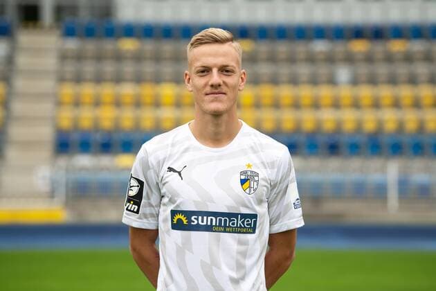 FC Carl Zeiss Jena Season 2019 2020 Team photo photo 16 7 19 Tim Kircher Jena , portrait transverse Ernst Abbe Sportfeld