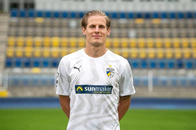FC Carl Zeiss Jena Season 2019 2020 Team photo photo 16 7 19 Patrick Schorr Jena , portrait landscape Ernst Abbe Sportfeld