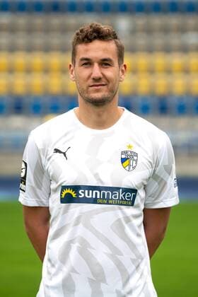 FC Carl Zeiss Jena Season 2019 2020 Team photo photo 16 7 19 Julian Günther Schmidt Jena , portrait upright Ernst Abbe Sportfeld
