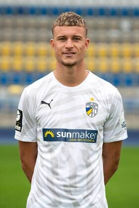 FC Carl Zeiss Jena Season 2019 2020 Team photo photo 16 7 19 Kilian Pagliuca Jena , Portrait upright Ernst Abbe Sportfeld