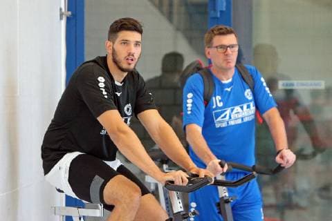 16 07 2019, xovx, Handball HBL Bundesliga, HSG Wetzlar Training Camp 2019 emspor, The first training unit of HSG Wetzlar at the training camp in Thun Switzerland , v l Stefan Cavor HSG Wetzlar in conversation with co coach Jasmin Camdzic HSG Wetzlar DFL DFB REGULATIONS PROHIBIT ANY USE OF PHOTOGRAPHS as IMAGE SEQUENCES and or QUASI VIDEO Thun