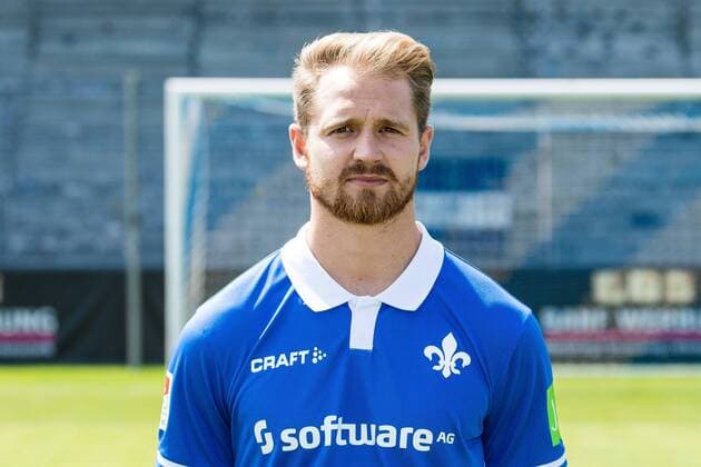 17 07 2019, xfux, football 2 Bundesliga, SV Darmstadt 98, 2 BL, portrait date 2019 2020, team photo photo date, emonline, emspor, deloka, v l Immanuel Hoehn SV Darmstadt 98 Darmstadt