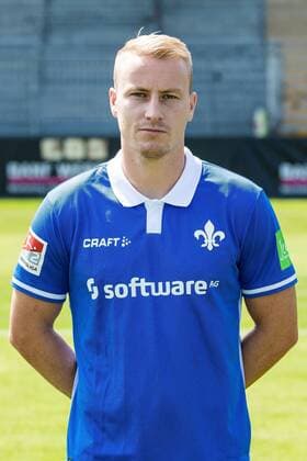 17 07 2019, xfux, football 2 Bundesliga, SV Darmstadt 98, 2 BL, portrait date 2019 2020, team photo photo date, emonline, emspor, deloka, v l Fabian Holland SV Darmstadt 98 Darmstadt