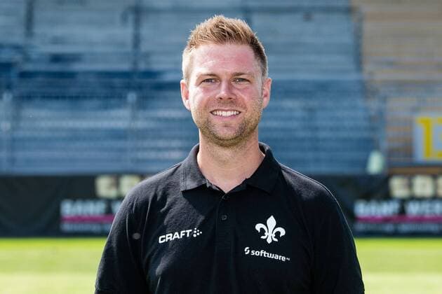 17 07 2019, xfux, soccer 2 Bundesliga, SV Darmstadt 98, 2 BL, portrait date 2019 2020, team photo photo, emonline, emspor, deloka, v l physiotherapist Bjoern Rein SV Darmstadt 98 Darmstadt