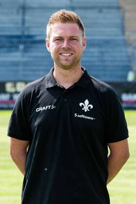17 07 2019, xfux, soccer 2 Bundesliga, SV Darmstadt 98, 2 BL, portrait date 2019 2020, team photo photo, emonline, emspor, deloka, v l physiotherapist Bjoern Rein SV Darmstadt 98 Darmstadt