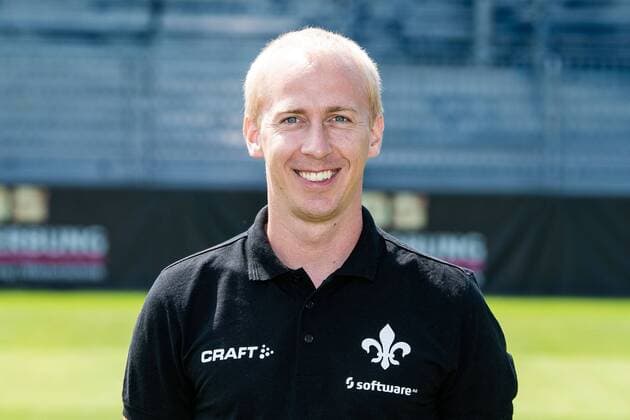 17 07 2019, xfux, football 2 Bundesliga, SV Darmstadt 98, 2 BL, portrait date 2019 2020, team photo photo, emonline, emspor, deloka, v l physiotherapist Sebastian Pommer SV Darmstadt 98 Darmstadt