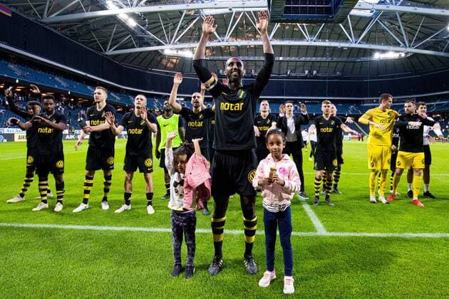 190717 AIKs Henok Goitom with children rejoices with teammates after the qualifying match for the Champions League between AIK and FC Ararat Armenia on July 17, 2019 in Stockholm,  Copyright: KENTAxJÖNSSON ST190717AAB0L