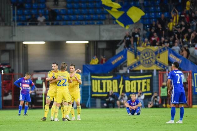 17.07.2019 GLIWICE UL. OKRZEI 20 PILKA NOZNA ( FOOTBALL ) LIGA MISTRZOW SEZON 2019 2020 ( UEFA CHAMPIONS LEAGUE - 1ST ROUND ) - I RUNDA ELIMINACJI DO LIGI MISTRZOW MECZ PIAST GLIWICE - BATE BORYSOW ( GAME ) NZ RADOSC ZE ZWYCIESTWA , ZWYCIESTWO WYGRANA EMOCJE ZLOSC SMUTEK PLACZ EMOCJE PORAZKA FOTO MARCIN PIRGA CYFRASPORT NEWSPIX.PL --- Newspix.pl  20190717CSMP0117