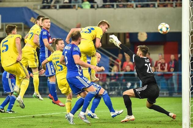 2019.07.17 Gliwice Pilka nozna Liga Mistrzow sezon 2019 2020 Pierwsza runda eliminacji Piast Gliwice - BATE Borysow N z Zakhar Volkov bramka gol radosc Frantisek Plach Foto Lukasz Laskowski PressFocus 2019.07.17 Football Champions League season 2019 2020 First qualifying round Piast Gliwice v BATE Borisov Zakhar Volkov bramka gol radosc Frantisek Plach Credit: Lukasz Laskowski PressFocus NEWSPIX.PL --- Newspix.pl  20190717LUK167
