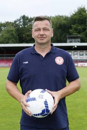 Regionalliga West, season 2019 2020, photo shoot Fortuna Cologne, Georg Koch TW trainer Fortuna Cologne portrait with ball