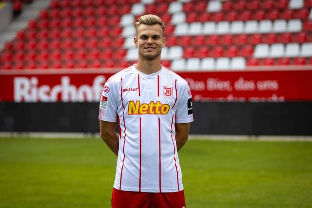 GER, football, men, 2 BL, season 2019 2020, portrait date, 18 07 2019, SSV Jahn Regensburg Benedikt Saller SSV Jahn Regensburg 2 BL, portrait date 2019 2020,