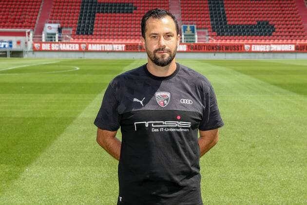 Stefan Retzer Physiotherapist FC Ingolstadt 04 3 League Portrait Date 2019 2020 FC Ingolstadt 04 3 League Portrait Date 2019 2020