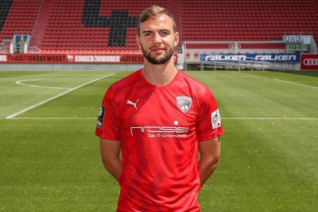 Benedikt Gimber 5 FC Ingolstadt 04 3 League Portrait date 2019 2020 FC Ingolstadt 04 3 League Portrait date 2019 2020