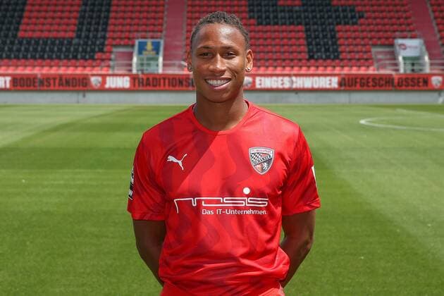 Caniggia Elva 14 FC Ingolstadt 04 3 League Portrait date 2019 2020 FC Ingolstadt 04 3 League Portrait date 2019 2020