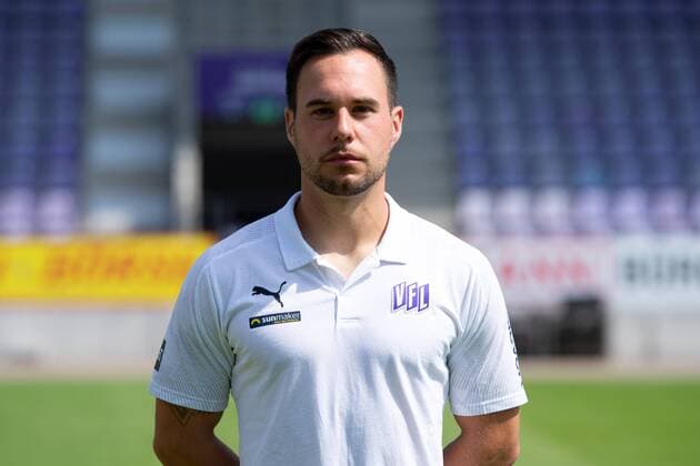 Lennart Bartling Physiotherapist VfL Osnabrück 2 BL, portrait date 2019 2020 Osnabrück Lower Saxony Germany Stadium at the Bremen Bridge