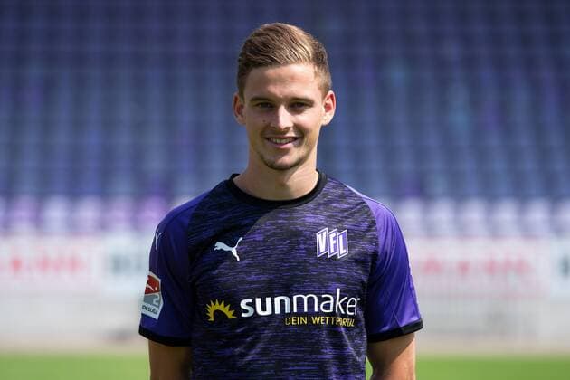 Moritz Heyer VfL Osnabrück 2 BL, portrait date 2019 2020 Osnabrück Lower Saxony Germany Stadium at the Bremen Bridge