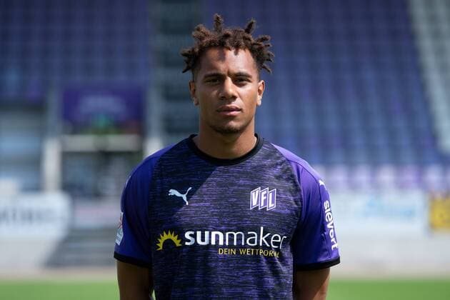 Etienne Amenyido VfL Osnabrück 2 BL, portrait date 2019 2020 Osnabrück Lower Saxony Germany Stadium at the Bremen Bridge
