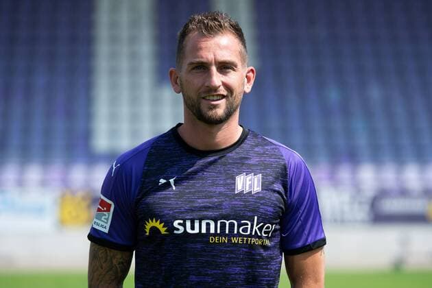 Marc Heider VfL Osnabrück 2 BL, portrait date 2019 2020 Osnabrück Lower Saxony Germany Stadium at the Bremen Bridge