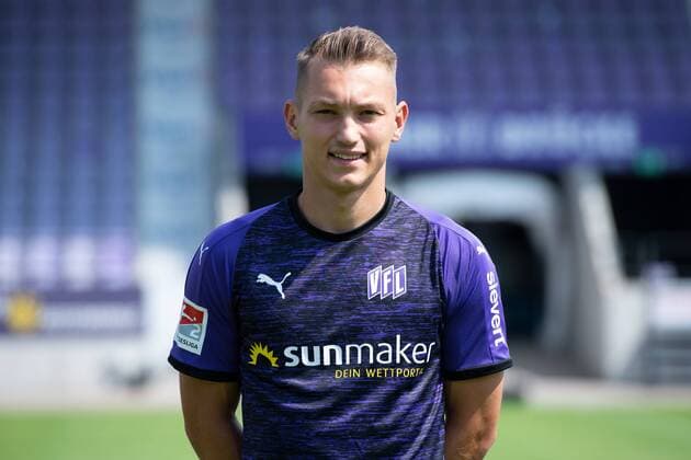 Sven Köhler VfL Osnabrück 2 BL, portrait date 2019 2020 Osnabrück Lower Saxony Germany Stadium at the Bremen Bridge