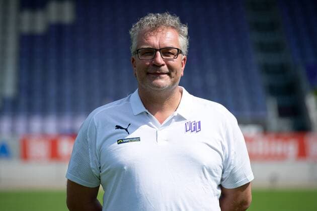 Dr Thomas Herzig Team Physician VfL Osnabrück 2 BL, portrait date 2019 2020 Osnabrück Lower Saxony Germany Stadium at the Bremen Bridge