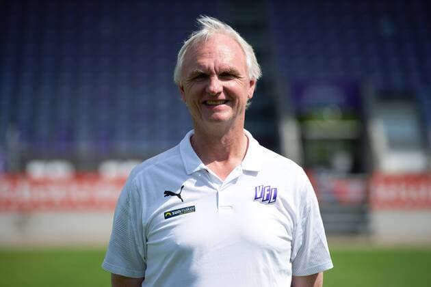 Manfred Glüsenkamp Sports psychologist VfL Osnabrück 2 BL, portrait date 2019 2020 Osnabrück Lower Saxony Germany Stadium at the Bremen Bridge
