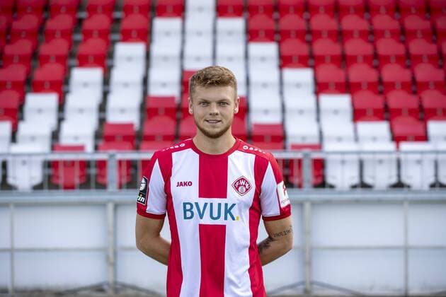Lion Schweer, FC Würzburger Kickers, 3 League, portrait date 2019 2020, Copyright: HMBxMedia xHeikoxBecker