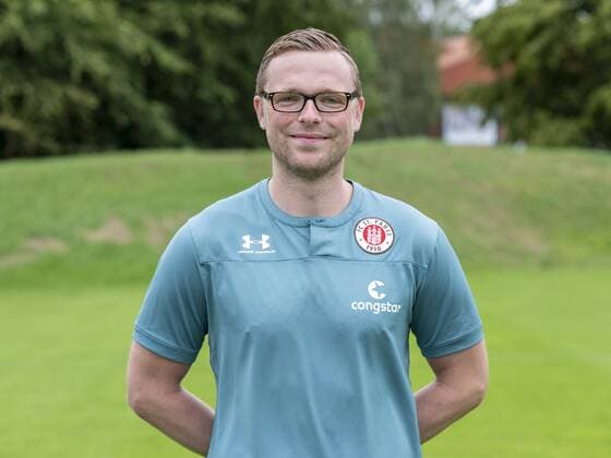 Physiotherapist Dominik Körner St Pauli 15 07 19, Hamburg, team photo session at FC St Pauli, Â