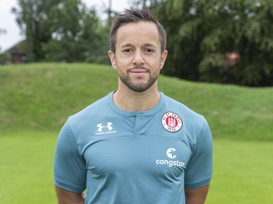 Physiotherapist Alexander Blase St Pauli 15 07 19, Hamburg, team photo session at FC St Pauli, Â