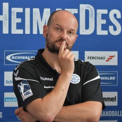 Torge Greve Trainer VfL Gummersbach looks to the future with skepticism, Press conference and press training of VfL Gummersbach on 18 07 2019 Press conference and press training of VfL Gummersbach on 18 07 2019 Gummersbach Copyright: xEIBNER JuergenxAugstx EP_JOGI