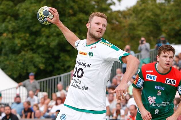 19 07 2019, xtgx, handball test game, SC Magdeburg SC DHfK Leipzig emspor, v l Philipp Weber Leipzig scores goal, goal scorer, scores, scores the goal Siebenmeter Aschersleben, Germany