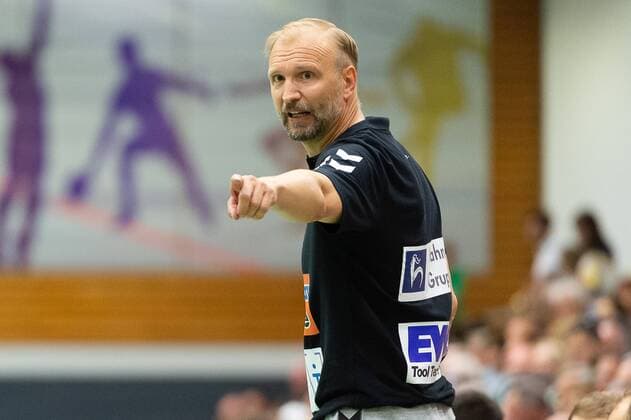Hartmut Mayerhoffer Frisch Auf Goeppingen Head Coach , FRISCH AUF Goeppingen vs. HC Erlangen, 54 Esslinger Marktplatzturnier, Handball, 1 Bundesliga, DKB, Men, 19 07 2019, FRISCH AUF Goeppingen vs. HC Erlangen, 54 Esslinger Marktplatzturnier, Handball, 1 Bundesliga, DKB, Men, 19 07 2019 Altbach Copyright: xEIBNER WolfgangxFrankx EP_WFK
