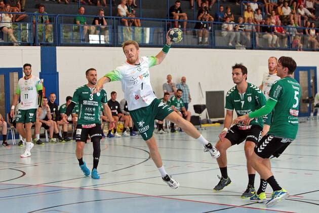 20 07 2019, xovx, Handball HBL Bundesliga, HSG Wetzlar Training Camp 2019 emspor, Test match HSG Wetzlar Wcker Thun Switzerland v l Stefan Cavor HSG Wetzlar , Luca Linder Wacker Thun , Kristian Bjoernsen HSG Wetzlar , Nicolas Suter Wacker Thun , Stefan Kneer HSG Wetzlar , Nicolas Raemy Wacker Thun DFL DFL REGULATIONS PROHIBIT ANY USE OF PHOTOGRAPHS as IMAGE SEQUENCES and or QUASI VIDEO Thun
