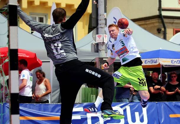 BAU 20 07 2019 Esslingen am Neckar Handball Esslinger Marktplatzturnier, BBM Bietigheim vs Göppingen, right Nicolai Thailinger Göppingen