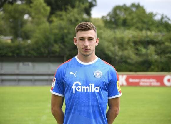 Daniel Hanslink Holstein Kiel 2 BL, portrait date 2019 2020, football, men, 19 07 19 Kiel NLZ Projendorf Kiel Germany