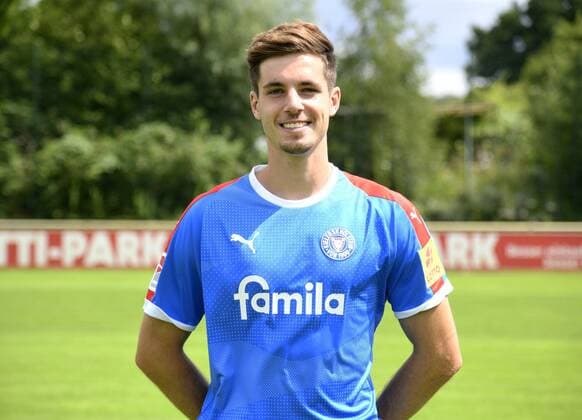 Tobias Fleckstein Holstein Kiel 2 BL, portrait date 2019 2020, football, men, 19 07 19 Kiel NLZ Projendorf Kiel Germany