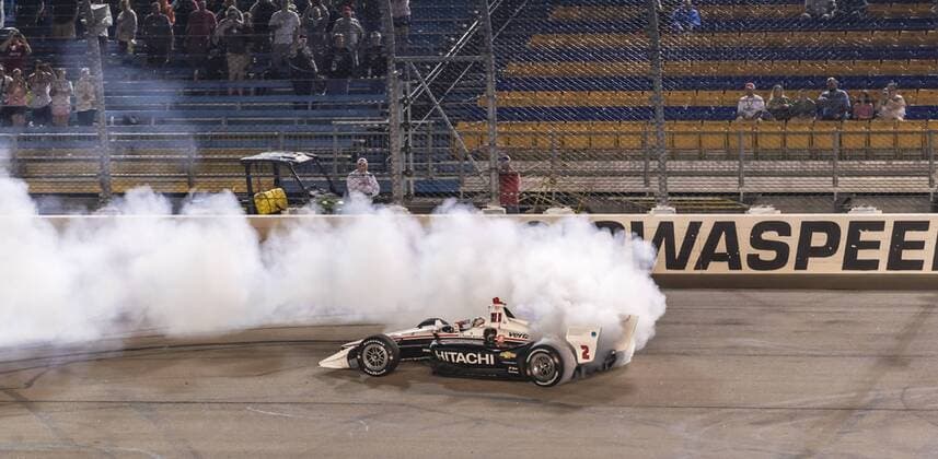 Sport Bilder des Tages July 21, 2019 - Newton, Iowa, USA - JOSEF NEWGARDEN (2) of the United States wins the Iowa 300 at the Iowa 300 at Iowa Speedway in Newton, Iowa. IndyCar, Indy Car, IRL, USA 2019: NTT IndyCar Series Iowa 300 July 21 - ZUMAa161 20190721_zaa_a161_008 Copyright: xWalterxGxArcexSrxGrindstonexMedix