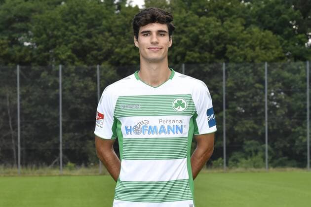 21 07 2019 SpVgg Greuther Fürth Fürth Fuerth Season 2019 2012 Photo opportunity Portrait Elias Abouchabaka 8, SpVgg Greuther Fürth Single photo Portrait Portrait Headshot
