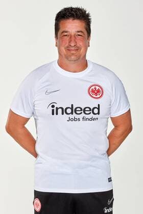 19 07 2019, xjhx, Soccer 1 Bundesliga, Eintracht Frankfurt Photo date 2019 2020 Portrait date emspor, v l Co coach Christian Peintinger Eintracht Frankfurt DFL DFL REGULATIONS PROHIBIT ANY USE OF PHOTOGRAPHS as IMAGE SEQUENCES and or QUASI VIDEO Frankfurt am Main