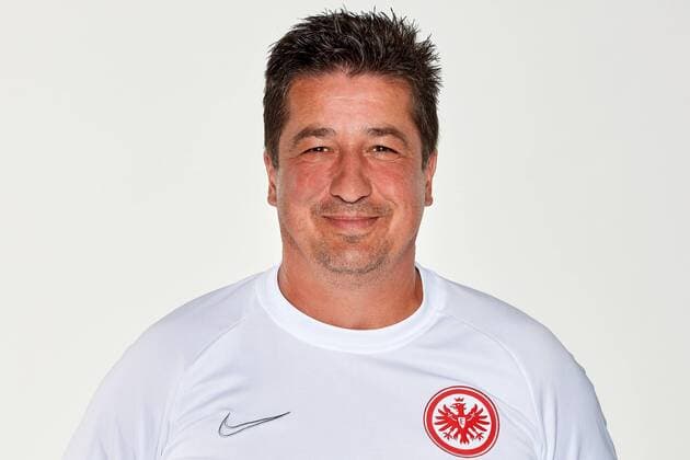 19 07 2019, xjhx, Soccer 1 Bundesliga, Eintracht Frankfurt Photo date 2019 2020 Portrait date emspor, v l Co coach Christian Peintinger Eintracht Frankfurt DFL DFL REGULATIONS PROHIBIT ANY USE OF PHOTOGRAPHS as IMAGE SEQUENCES and or QUASI VIDEO Frankfurt am Main