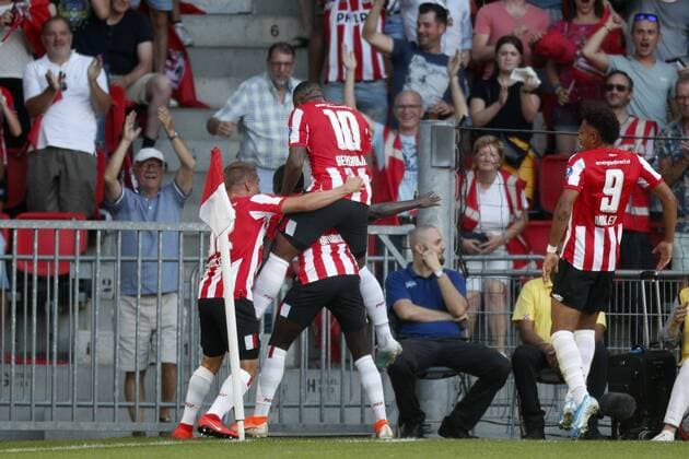 Bruma of PSV (C) during the UEFA Champions League second round qualifying first leg match between PSV Eindhoven and FC Basel at the Phillips stadium on July 23, 2019 in Eindhoven, The Netherlands UEFA Champions League 2019 2020 xVIxVIxImagesx xJeroenxPutmansxIVx 200343037