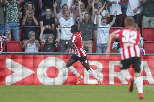 Bruma of PSV (C) during the UEFA Champions League second round qualifying first leg match between PSV Eindhoven and FC Basel at the Phillips stadium on July 23, 2019 in Eindhoven, The Netherlands UEFA Champions League 2019 2020 xVIxVIxImagesx xJeroenxPutmansxIVx 200343164