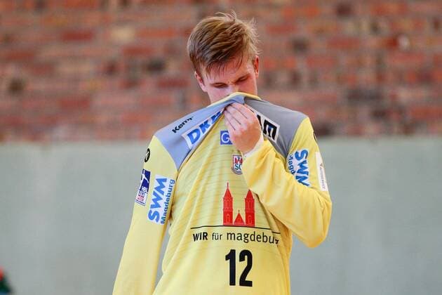 23 07 2019, xtgx, handball test match, SC Magdeburg TV Huettenberg emspor, v l Tobias Thulin Magdeburg disappointed, looks disappointed, knocked down, disappointed Schoenebeck