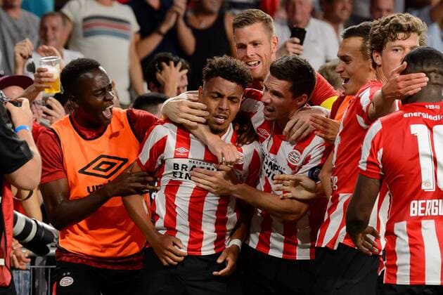 Eindhoven, Netherlands, 24 07 2019, UEFA Champions League, Second qualifying round, PSV Eindhoven FC Basel , Donyell Malen PSV goal celebration, celebrates after scoring his team s third goal with team mates Defodi 01001216571 Defodi-001