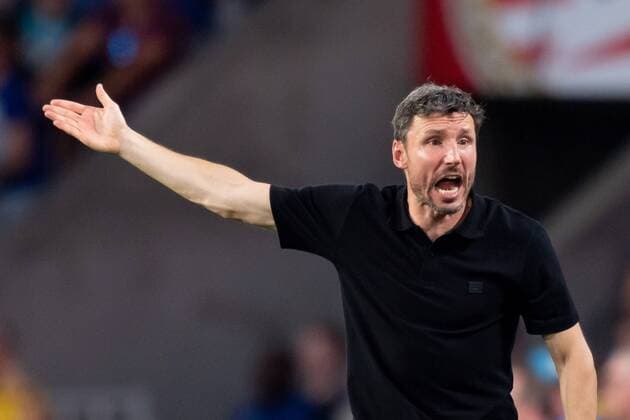 Eindhoven, Netherlands, 24 07 2019, UEFA Champions League, Second qualifying round, PSV Eindhoven FC Basel , Coach Mark van Bommel PSV gesticulated, gestic Defodi 01061003790 Defodi-061