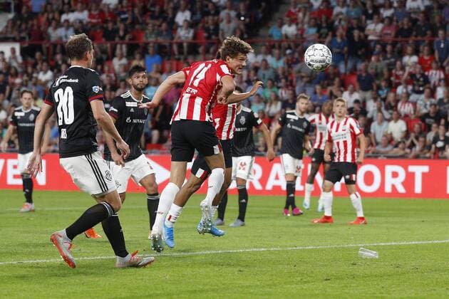 EINDHOVEN, PSV - FC Basel, 23-07-2018, football, season 2019-2020, qualification for Champions League, Philips Stadium, PSV player Sam Lammers scoring the 2-2 PSV - Basel  x3963216x Copyright: